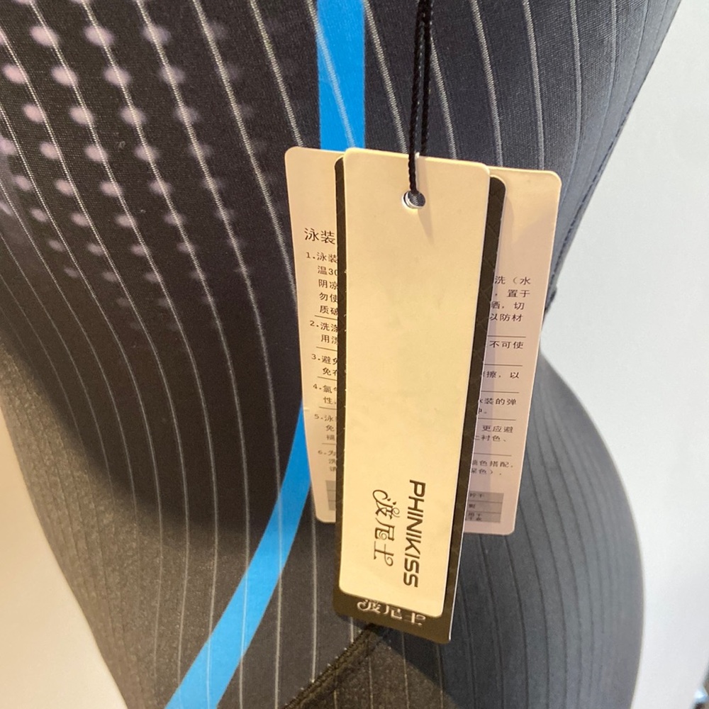 Black & Blue Wet Sport Suit - Picture 5 of 7